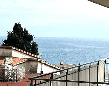 Foto Appartamento a Ospedaletti Foce - Semeria in vendita