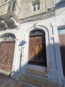 Foto Appartamento in via Roma  35, Montemesola di 205 m² con 7 locali
