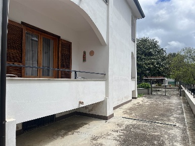 Foto Appartamento in campomarino 22, Roccamonfina di 127 m² con 6 locali
