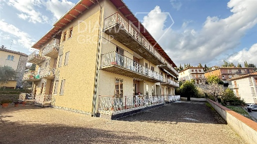 Foto Appartamento a Tuoro sul Trasimeno di 89 m² con 3 locali in vendita