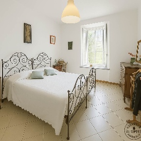 Foto Appartamento in Via Prospero Manara, Parma di 107 m² con 5 locali