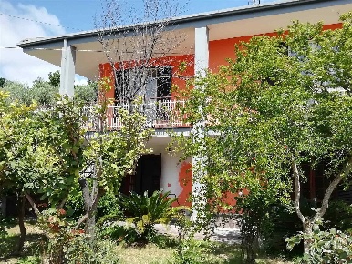 Foto Villa unifamiliare in Via SopraMonte, Castel Morrone di 220 m²