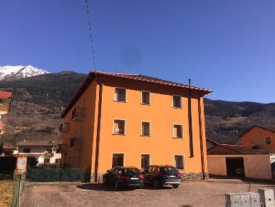 Foto Appartamento in via miravalle 18, Malonno di 110 m² con 6 locali