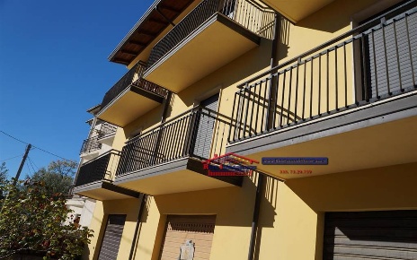 Foto Appartamento a Rovito di 170 m² con 6 locali in vendita