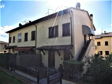 Foto Appartamento a Marciano della Chiana di 75 m² con 4 locali in vendita