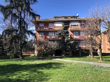 Foto Appartamento in via Repubblica 4, Gaglianico di 154 m² con 7 locali
