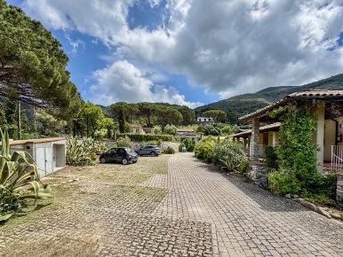 Foto Appartamento a Rio di 80 m² con 4 locali in vendita