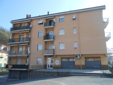 Foto Appartamento a Cengio di 65 m² con 4 locali in vendita