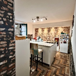 Foto Appartamento in Via Pioppo 5, Catania di 180 m² con 6 locali