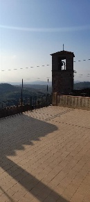Foto Appartamento a Magliano in Toscana di 115 m² con 5 locali in vendita