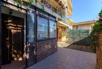 Foto Appartamento in via scale sant'anna 70, Aci Catena in vendita