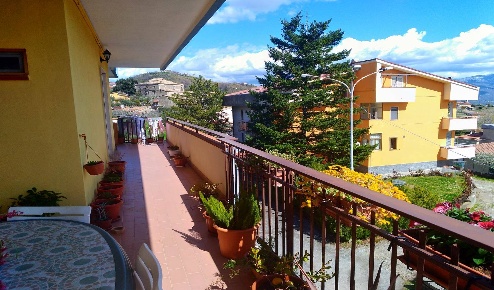 Foto Appartamento a Marano Principato di 240 m² con 10 locali in vendita