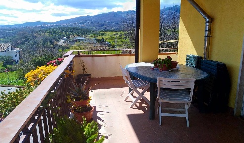 Foto Appartamento a Marano Principato di 240 m² con 10 locali in vendita