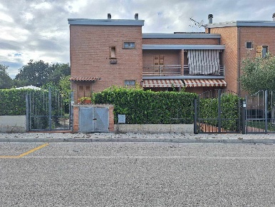 Foto Appartamento a Altidona di 95 m² con 4 locali in vendita