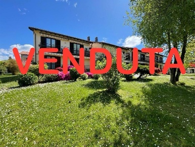 Foto Appartamento a Buguggiate di 98 m² con 3 locali in vendita