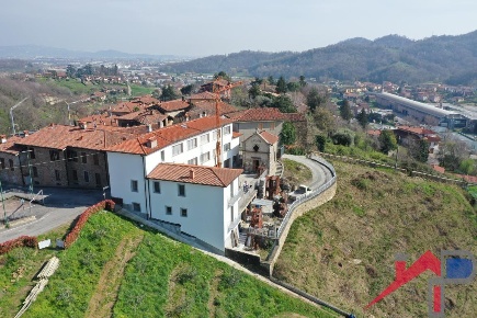 Foto Appartamento a Pontida di 168 m² con 4 locali in vendita