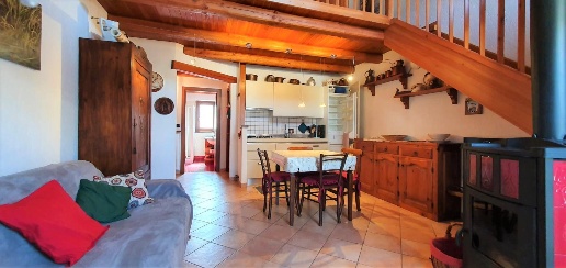 Foto Appartamento in Via Dei Laghi, Oulx Centro di 55 m² con 2 locali