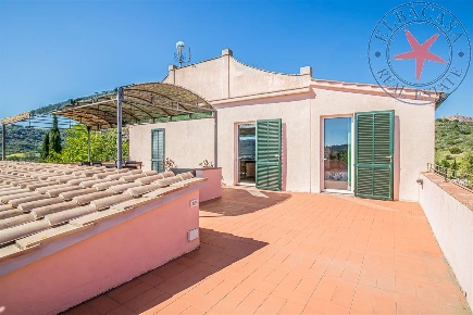 Foto Appartamento a Porto Azzurro di 88 m² con 3 locali in vendita