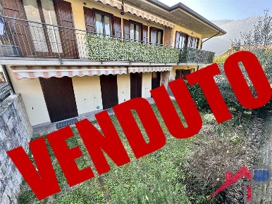 Foto Appartamento a Pontida in vendita