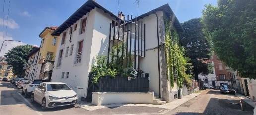 Foto Appartamento in via Eugenio Gignous, Milano di 55 m² con 2 locali