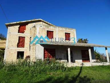 Foto Villa unifamiliare a Acquaviva Picena di 350 m² con 10 locali