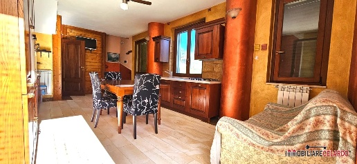 Foto Appartamento a Casole d'Elsa di 150 m² con 5 locali in vendita