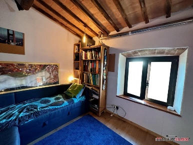 Foto Appartamento a Casole d'Elsa di 48 m² con 2 locali in vendita