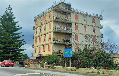 Foto Appartamento in via nazionale, Saponara di 75 m² con 3 locali