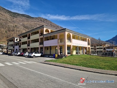 Foto Appartamento in Via Adamello, Malonno di 64 m² con 2 locali in vendita