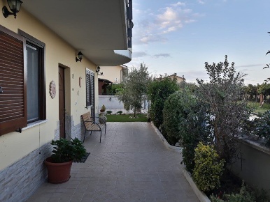 Foto Villa unifamiliare a Rosciano di 120 m² con 4 locali in vendita