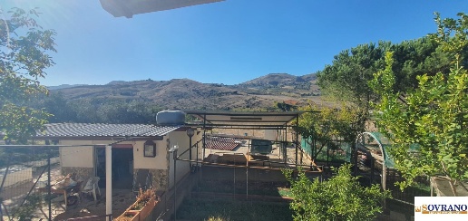 Foto Villa unifamiliare in Contrada Mulinazzo, Villafrati di 132 m²