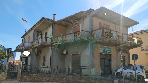 Foto Appartamento in Viale Colli Villa Oliveti di Rosciano, Rosciano