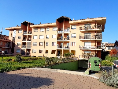 Foto Appartamento a Novara di 115 m² con 4 locali in affitto
