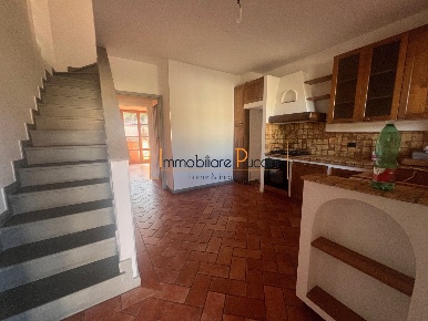 Foto Villa a schiera in via grandi CALENZANO, Calenzano di 85 m² in vendita