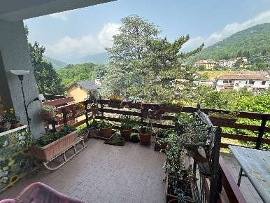 Foto Appartamento in VIA FRAINETTO, Coazze di 105 m² con 4 locali