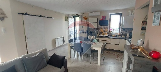 Foto Appartamento in Via Valcuvia, Cittiglio in vendita