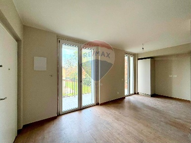 Foto Appartamento in Via delle Grazie, Albuzzano di 86 m² con 3 locali