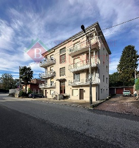 Foto Appartamento in via Aldo Moro, Biandronno di 82 m² con 3 locali