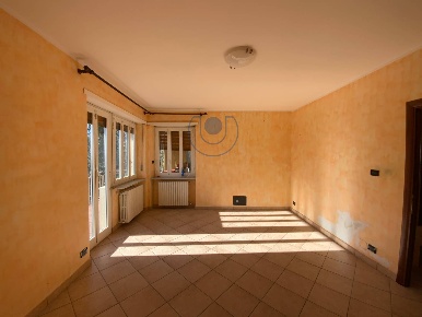 Foto Appartamento in strada colle secchie, Corio di 100 m² con 5 locali