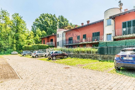 Foto Appartamento in VIA REBUSCHINI, Brebbia in vendita