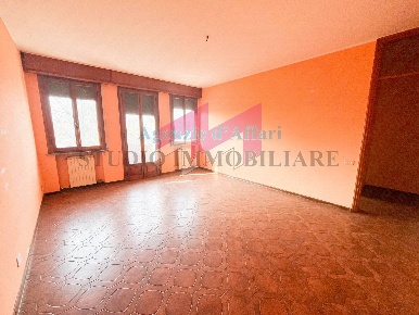 Foto Appartamento in piazza della repubblica, Castelmassa in vendita