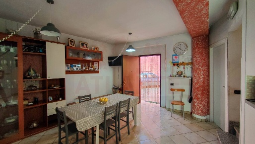 Foto Appartamento in Via 4 Novembre, Urago d'Oglio di 102 m² con 4 locali