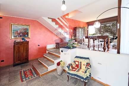 Foto Villa a schiera in VIA ROMA, Cernusco Lombardone di 190 m² in vendita