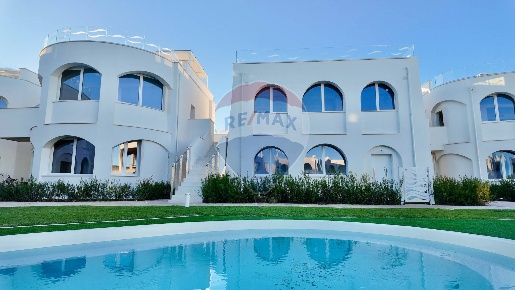 Foto Appartamento in Via Loreto, Numana di 73 m² con 4 locali in vendita