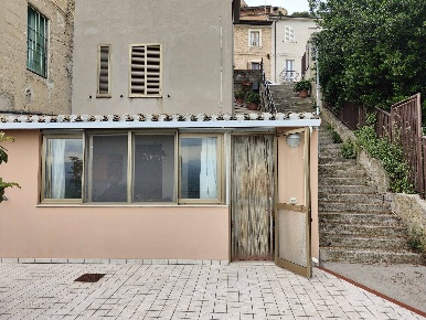 Foto Appartamento in Viale G. Leopardi, Acquaviva Picena di 75 m²