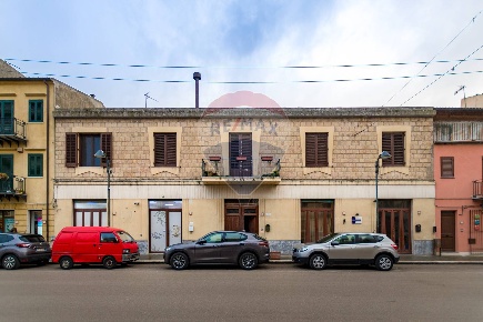 Foto Appartamento in Corso Mazzini, Castellana Sicula di 276 m² in vendita