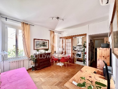 Foto Appartamento in Via Graziano, Roma di 64 m² con 3 locali in vendita