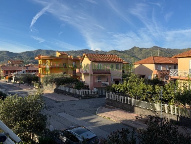 Foto Appartamento in Corso delle Province, Gaggi di 90 m² con 5 locali
