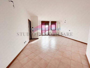 Foto Appartamento in via leonardo da vinci, Castelmassa in vendita