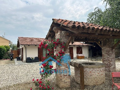 Foto Appartamento in Via Umberto I, Piscina di 55 m² con 2 locali